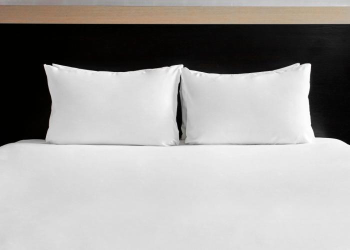 Holiday Inn London - Luton Airport by IHG
