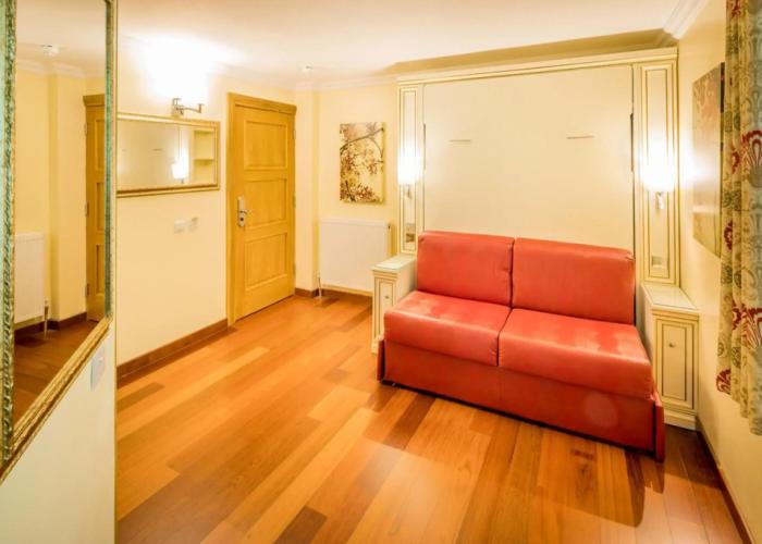 Linton Hotel