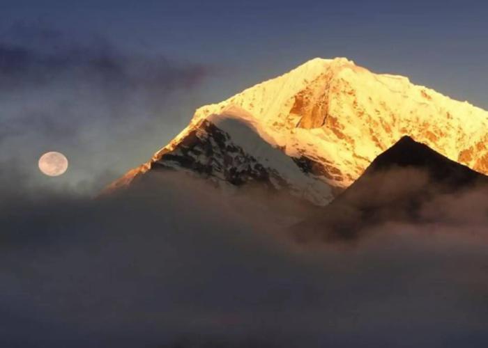 Mountain Lodges of Nepal - Namche