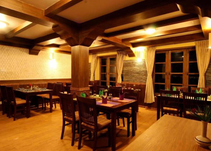Mountain Lodges of Nepal - Monjo