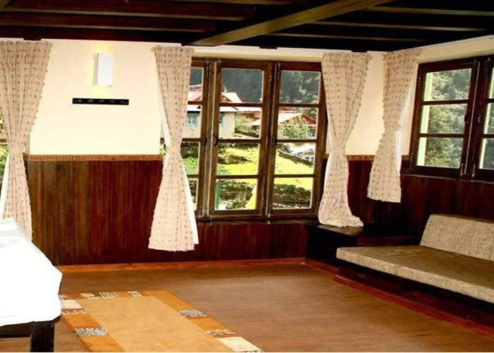Mountain Lodges of Nepal - Monjo