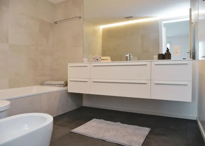 Stunning Lake View Apartment by Feel Ticino Feel Home