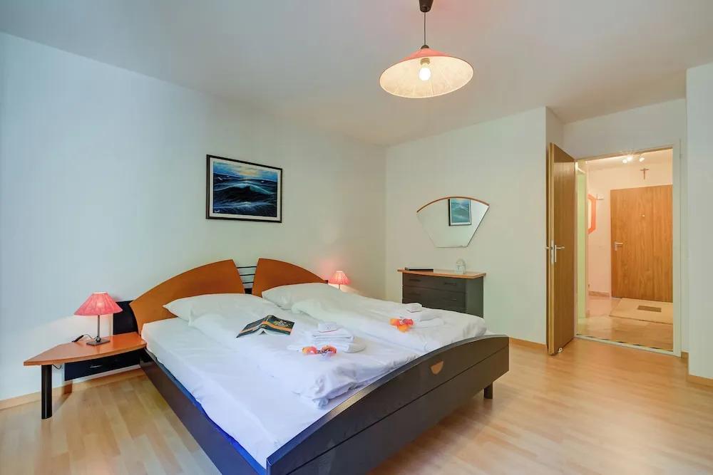 Miralago Lakeview Morcote With Pool