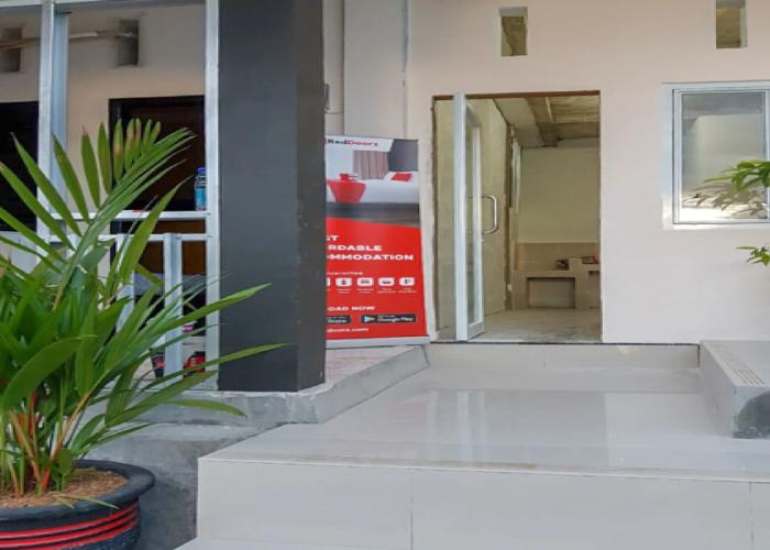 RedDoorz near RSUD Kota Luwuk