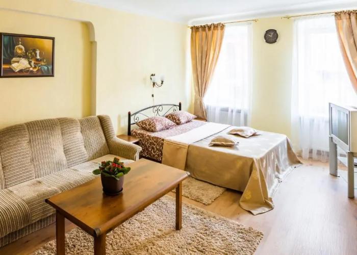Apartment Krakivska 15