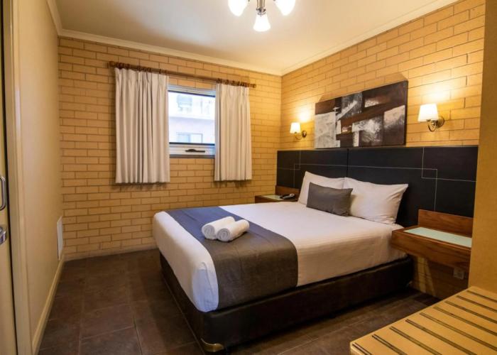 Albury Georgian Motel & Suites