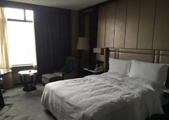 Tibet Minshan Hotel