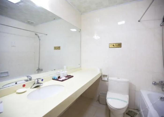 Huazhu She Hotel Lhasa Dekang