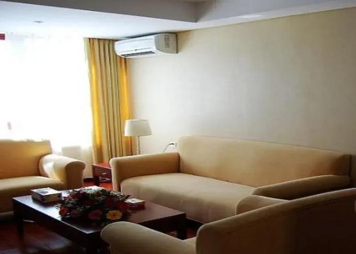 Jinjiang Inn Lhasa Shanghai Plaza