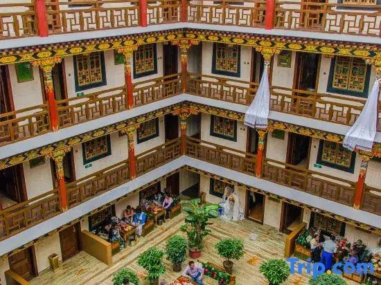 Zhaxi Quta Style Hotel