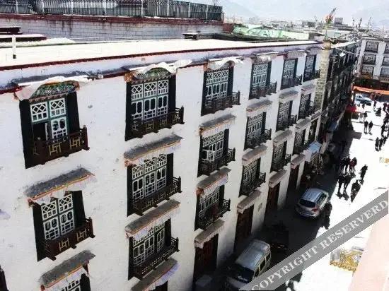 Zhaxi Quta Style Hotel