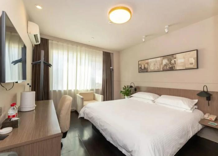 Holiday Inn Express Lhasa Potala Palace by IHG