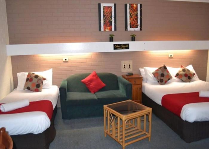 Elm Court Motel