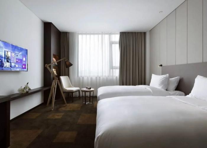 Ease House Hotel