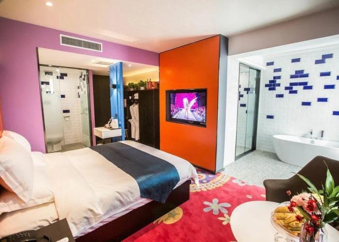 Blue Magpie Hotel Shifu Branch