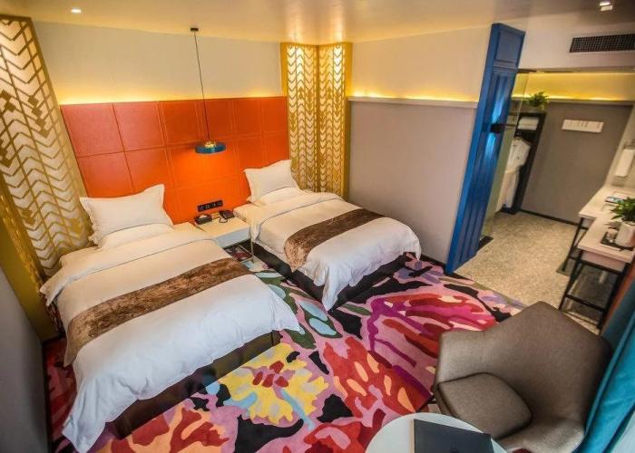 Blue Magpie Hotel Shifu Branch