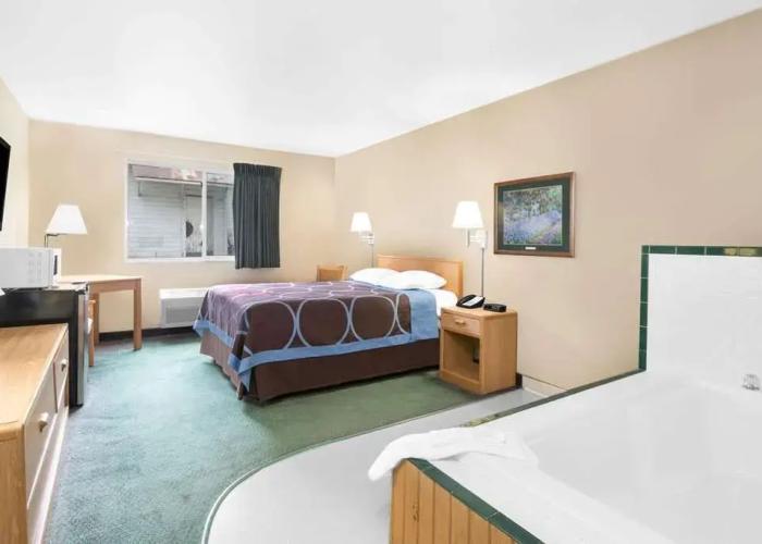 Northwoods Inn & Suites