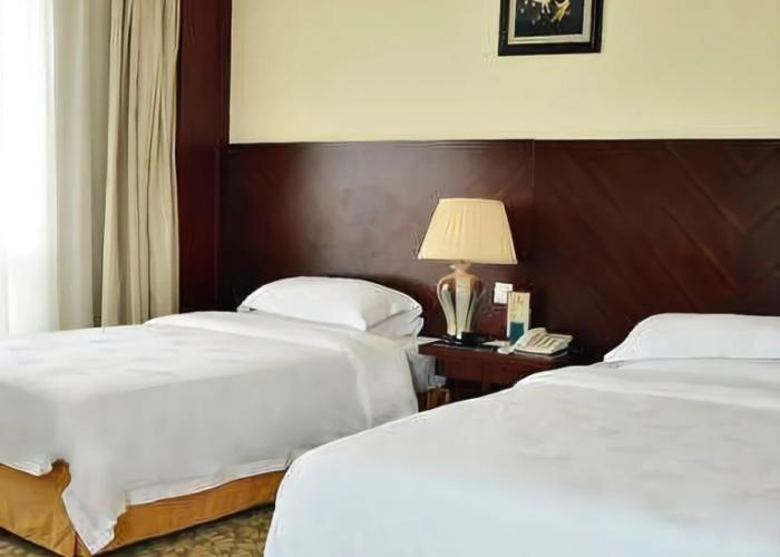 Huatian Century Hotel