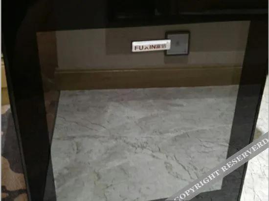 Yuanbao Shan Hotel