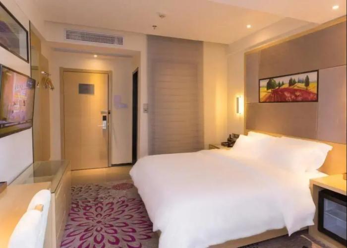 Lavande Hotel·Zigong Tanmulin Lantern Park