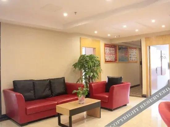 Shankee Chain Hotel (Luzhou High-speed Railway Station Southwest Trade City)