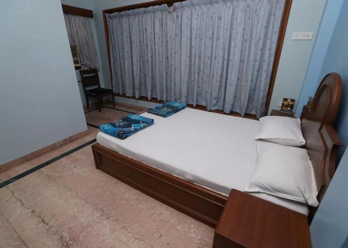 Lloyds Guest House Krishna Street - T Nagar