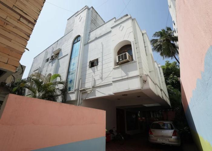 Lloyds Guest House Krishna Street - T Nagar