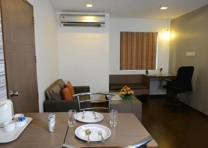 The Lotus Apartment Hotels - Burkit Road