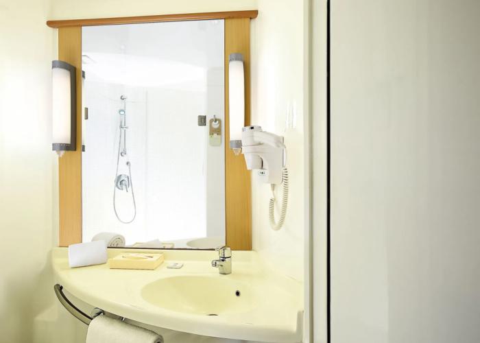 ibis Chennai SIPCOT Hotel