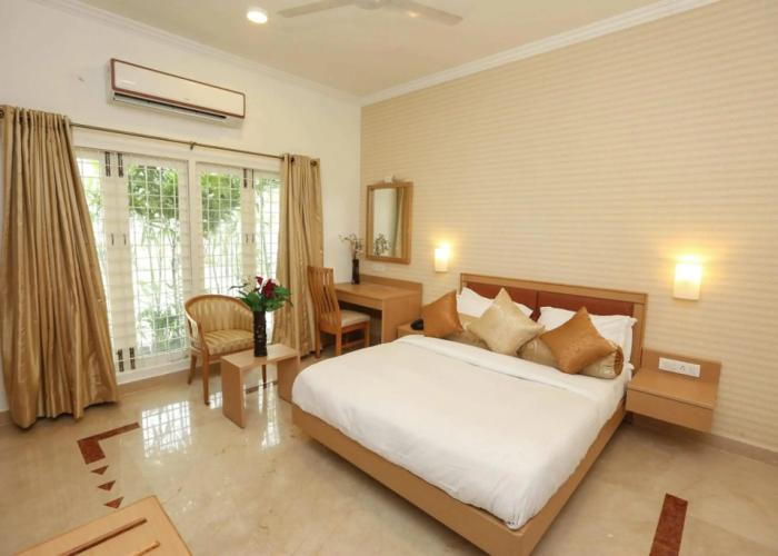 Avenue 11 Boutique Residences