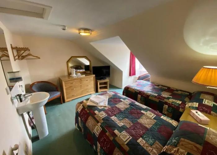 Royal Crown Guest House