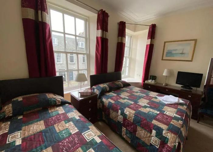 Royal Crown Guest House