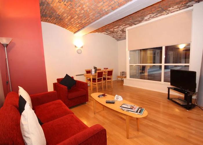 Native Manchester Hotel