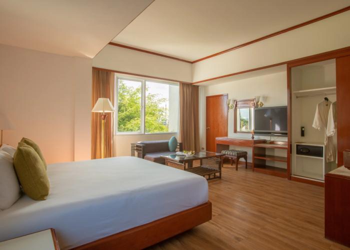 Centara Life Hotel Mae Sot