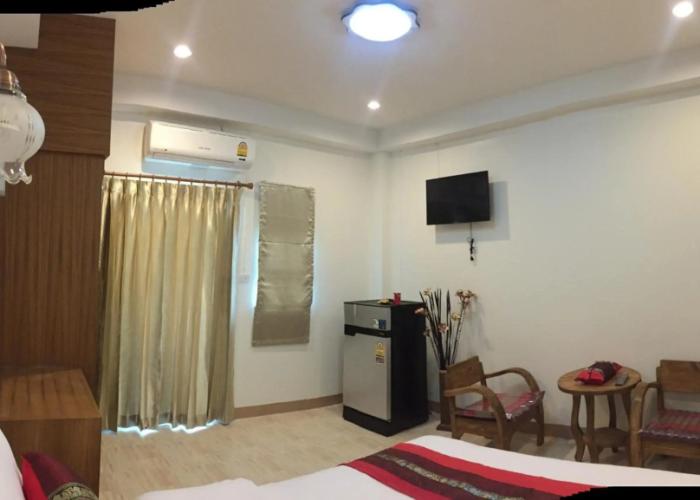 Maesot Siri Hotel