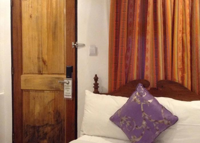 Log Cabin Hotel-Baguio