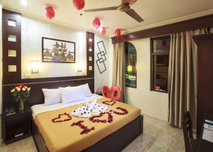 Paladin Hotel