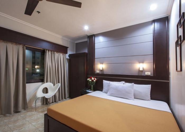 Paladin Hotel