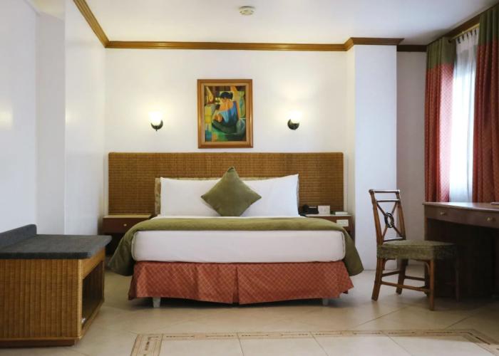 Golden Pine Hotel