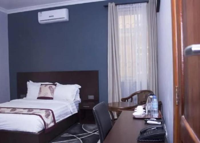 Hotel Desderia