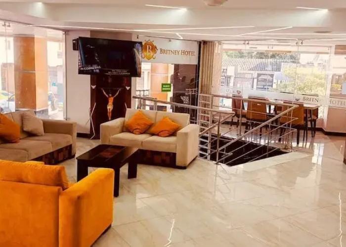 Britney Hotel Machala