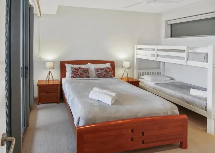 Space Holiday Apartments