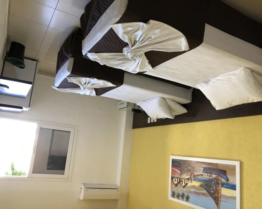 фото Hotel Des Basques