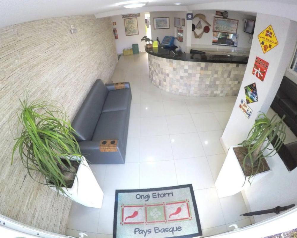 фото Hotel Des Basques