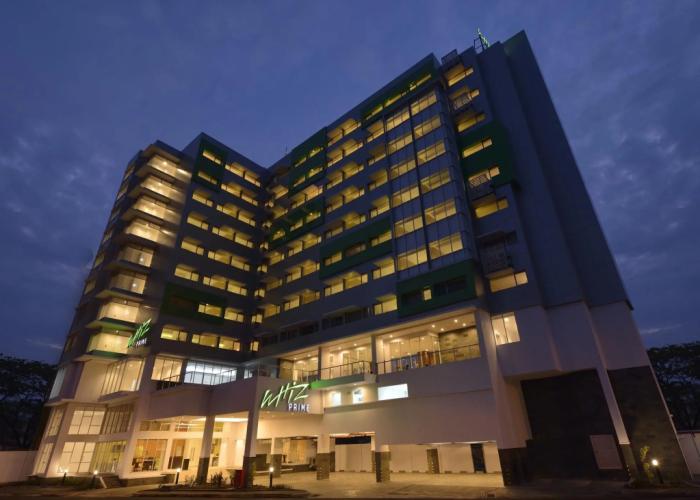 Whiz Prime Hotel Megamas Manado