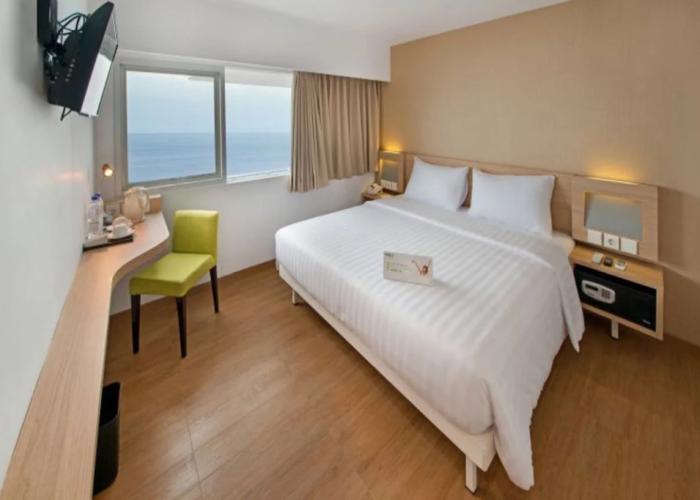 Whiz Prime Hotel Megamas Manado