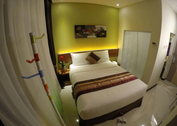 Biz Boulevard Hotel