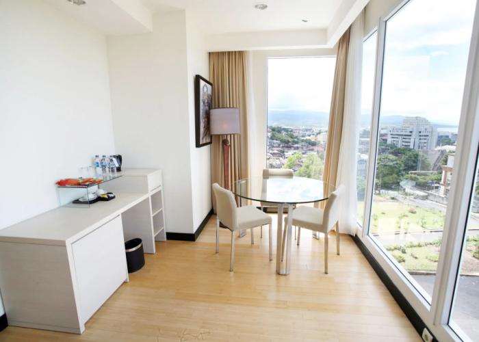 Sintesa Peninsula Hotel Manado