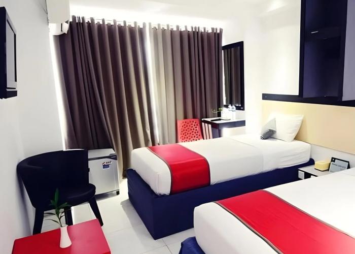 OYO 1318 Hotel Prince Boulevard