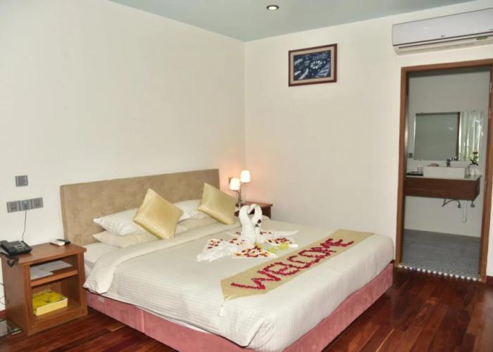 Paragon Hotel